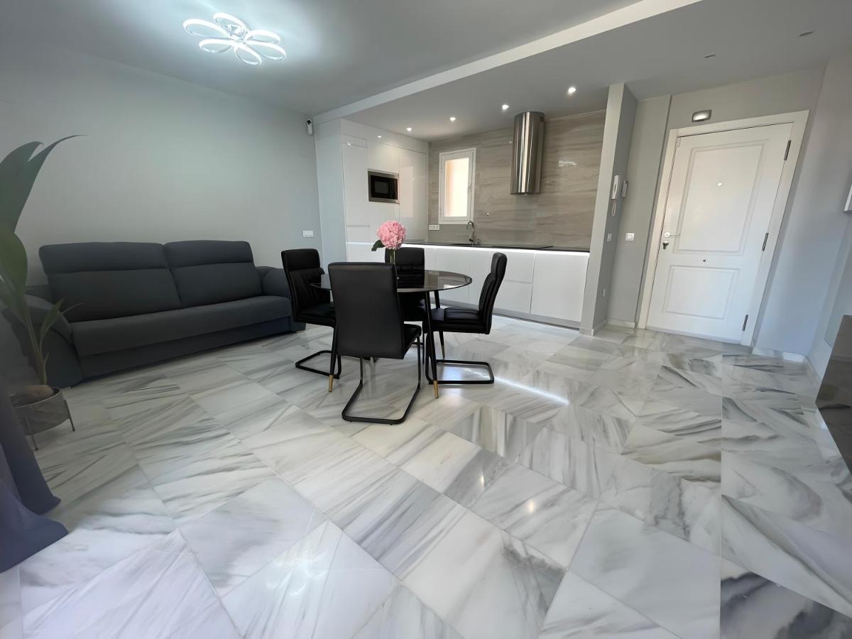 Luxury Apartment Benalmadena First Line Esterno foto
