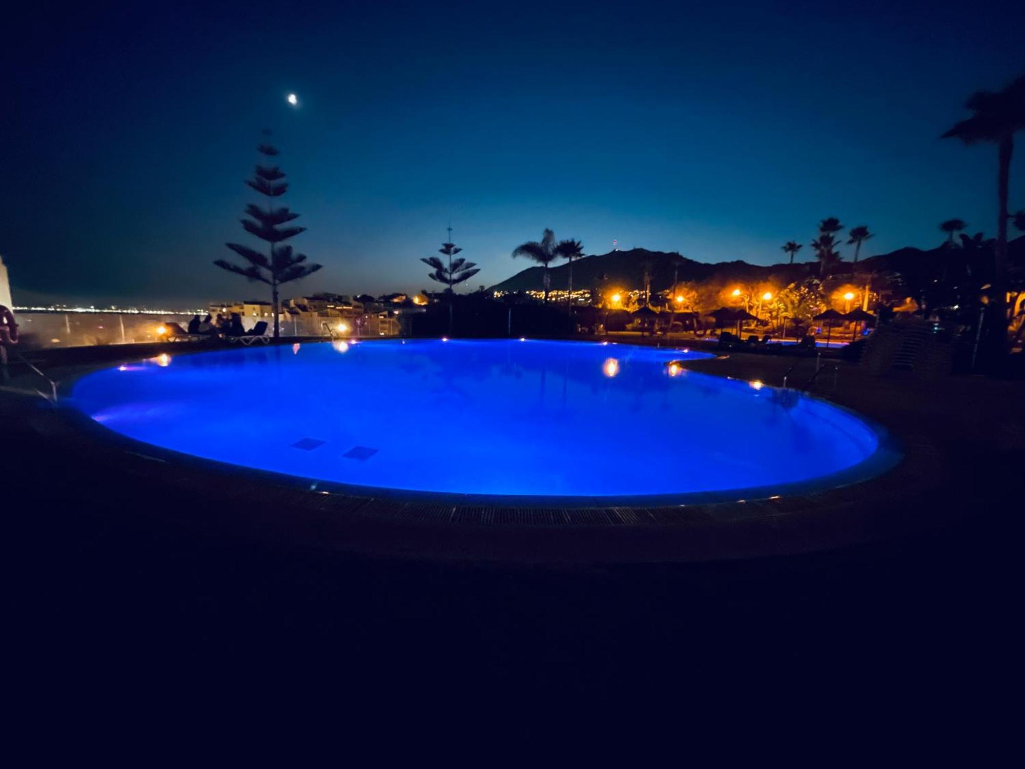 Luxury Apartment Benalmadena First Line Esterno foto